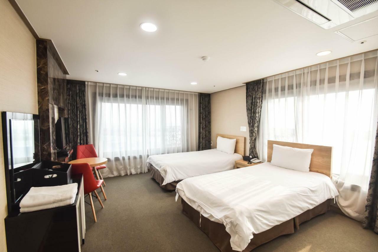 Dream Jeju Hotel Seogwipo Dış mekan fotoğraf